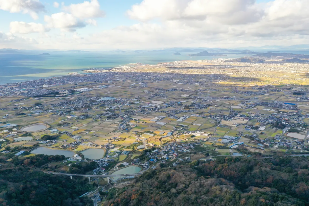 伊予郡松前町の景色