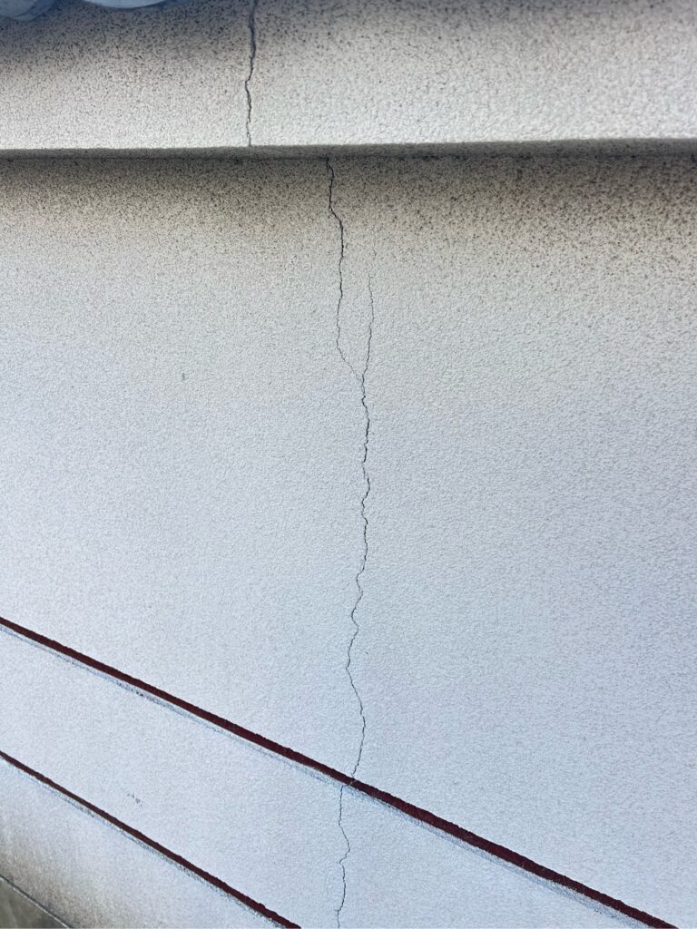 クラック補修前の状況
